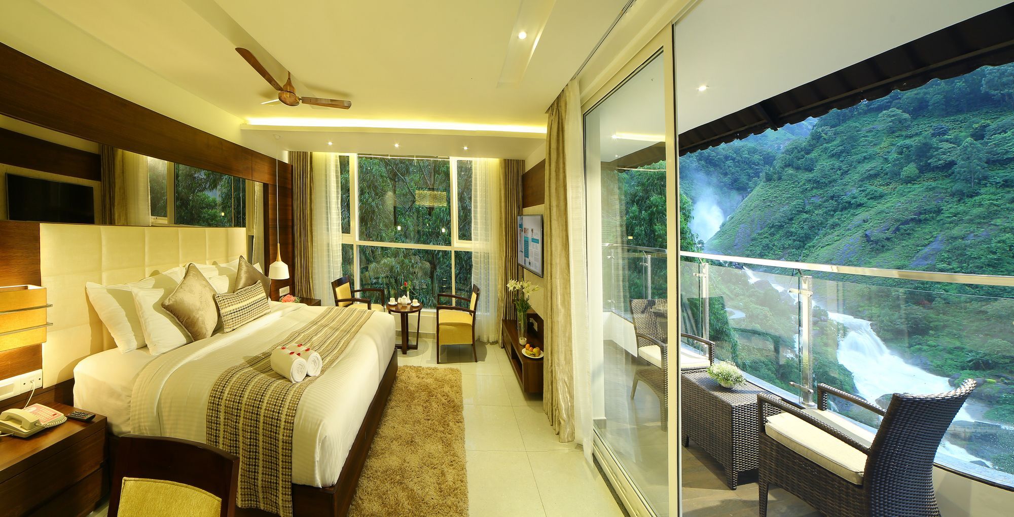 Blanket Hotel & Spa Munnar Ngoại thất bức ảnh